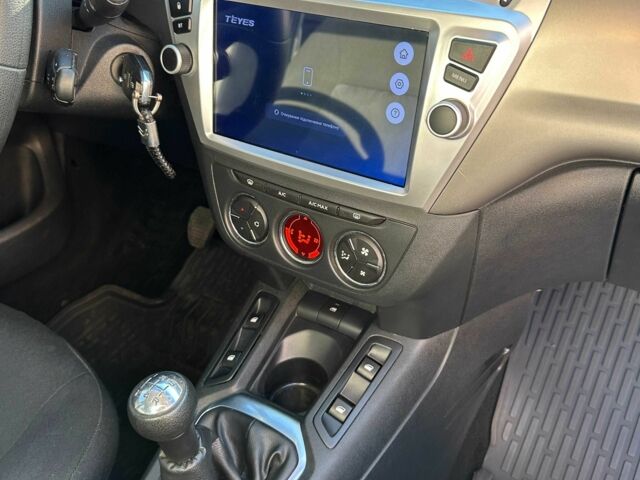 Синий Ситроен С-Элизе, объемом двигателя 1.6 л и пробегом 159 тыс. км за 8150 $, фото 13 на Automoto.ua