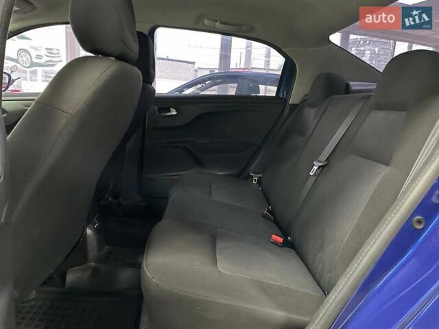 Синий Ситроен С-Элизе, объемом двигателя 1.2 л и пробегом 260 тыс. км за 4490 $, фото 33 на Automoto.ua