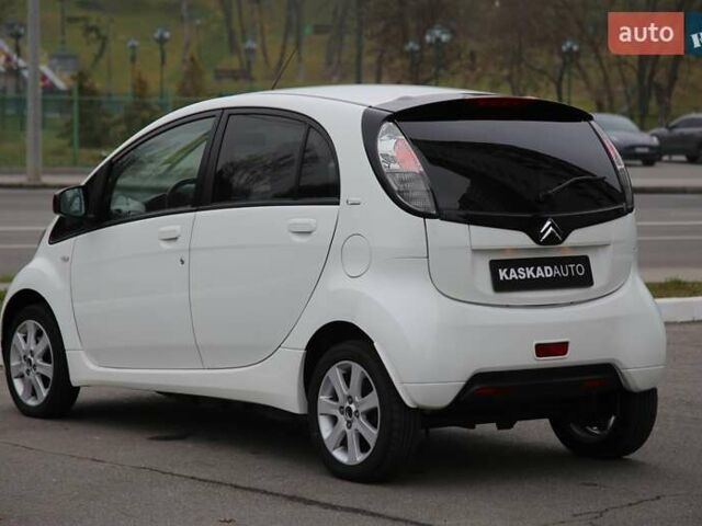 Белый Ситроен С-Зеро, объемом двигателя 0 л и пробегом 90 тыс. км за 4400 $, фото 5 на Automoto.ua