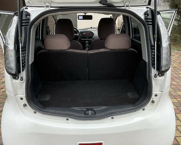 Белый Ситроен С-Зеро, объемом двигателя 0 л и пробегом 58 тыс. км за 4300 $, фото 8 на Automoto.ua