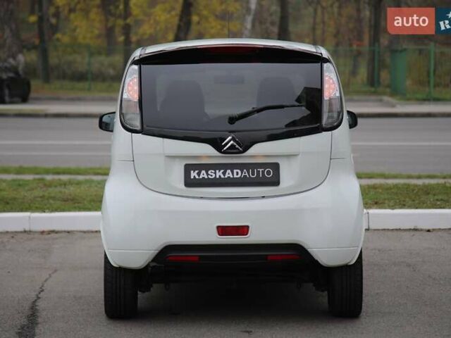 Белый Ситроен С-Зеро, объемом двигателя 0 л и пробегом 90 тыс. км за 4400 $, фото 4 на Automoto.ua