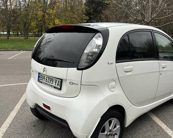Білий Сітроен С-Зєро, об'ємом двигуна 0 л та пробігом 73 тис. км за 4200 $, фото 49 на Automoto.ua