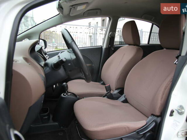 Белый Ситроен С-Зеро, объемом двигателя 0 л и пробегом 90 тыс. км за 4400 $, фото 6 на Automoto.ua