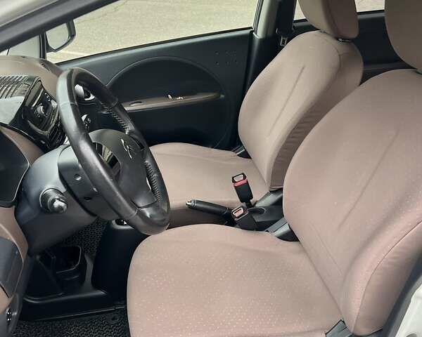 Білий Сітроен С-Зєро, об'ємом двигуна 0 л та пробігом 73 тис. км за 4200 $, фото 6 на Automoto.ua