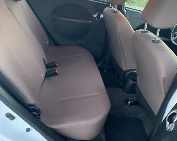 Білий Сітроен С-Зєро, об'ємом двигуна 0 л та пробігом 64 тис. км за 3950 $, фото 15 на Automoto.ua