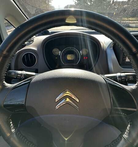 Белый Ситроен С-Зеро, объемом двигателя 0 л и пробегом 78 тыс. км за 4850 $, фото 12 на Automoto.ua