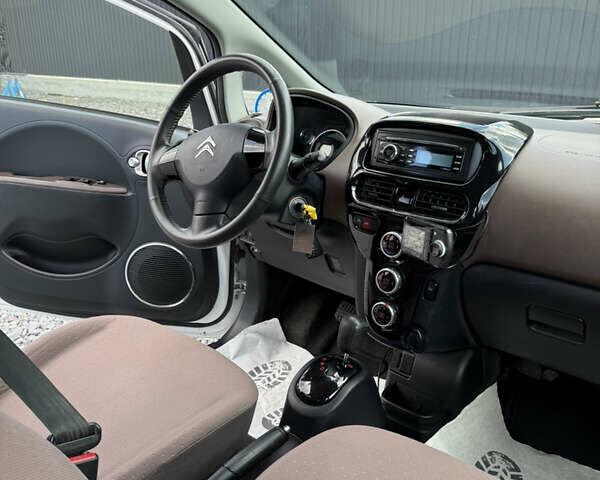 Белый Ситроен С-Зеро, объемом двигателя 0 л и пробегом 95 тыс. км за 3950 $, фото 28 на Automoto.ua