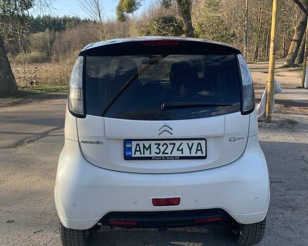 Белый Ситроен С-Зеро, объемом двигателя 0 л и пробегом 89 тыс. км за 4550 $, фото 2 на Automoto.ua
