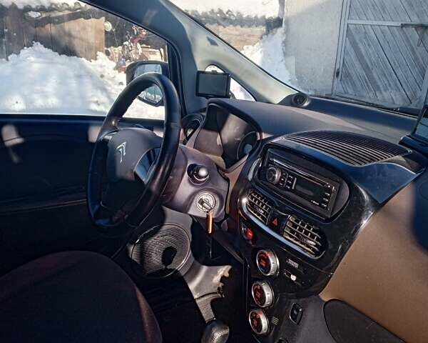 Белый Ситроен С-Зеро, объемом двигателя 0 л и пробегом 101 тыс. км за 4000 $, фото 15 на Automoto.ua