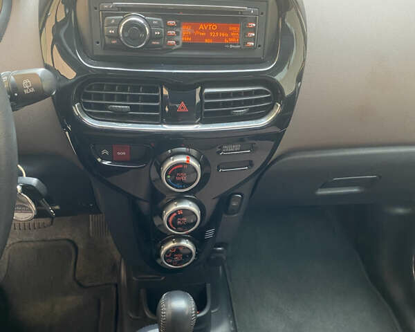 Белый Ситроен С-Зеро, объемом двигателя 0 л и пробегом 46 тыс. км за 5000 $, фото 10 на Automoto.ua