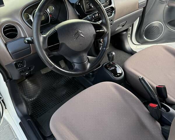 Білий Сітроен С-Зєро, об'ємом двигуна 0 л та пробігом 93 тис. км за 4650 $, фото 25 на Automoto.ua