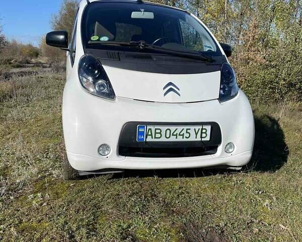 Ситроен С-Зеро 2014 в Виннице на Automoto.ua Белый Ситроен С-Зеро, объемом двигателя 0 л и пробегом 61 тыс. км за 5000 $, фото 2 на Automoto.ua