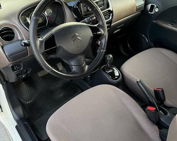Білий Сітроен С-Зєро, об'ємом двигуна 0 л та пробігом 93 тис. км за 4699 $, фото 18 на Automoto.ua