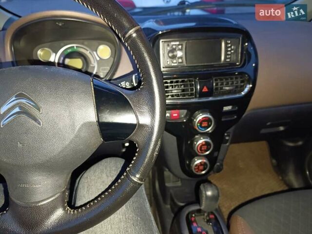 Белый Ситроен С-Зеро, объемом двигателя 0 л и пробегом 154 тыс. км за 7000 $, фото 6 на Automoto.ua