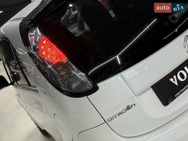 Белый Ситроен С-Зеро, объемом двигателя 0 л и пробегом 86 тыс. км за 5050 $, фото 24 на Automoto.ua