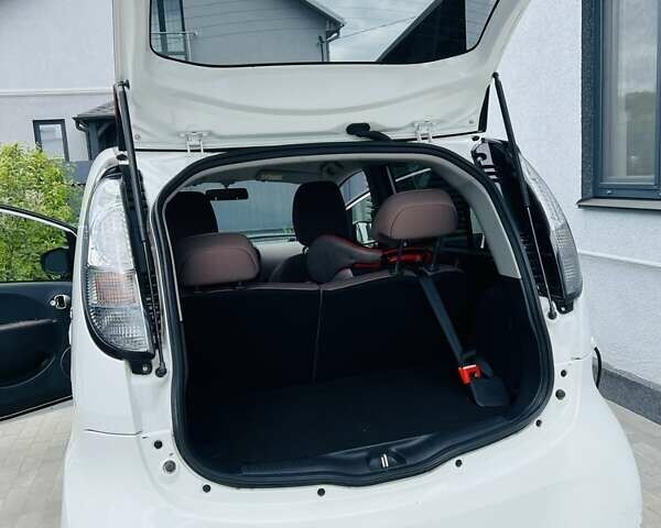 Белый Ситроен С-Зеро, объемом двигателя 0 л и пробегом 24 тыс. км за 6100 $, фото 3 на Automoto.ua