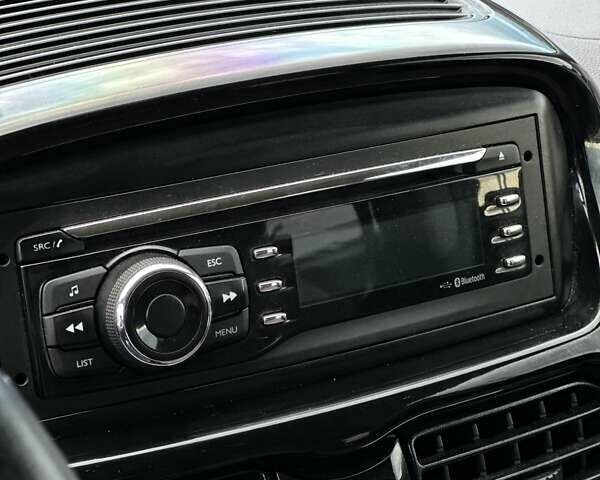 Черный Ситроен С-Зеро, объемом двигателя 0 л и пробегом 160 тыс. км за 4100 $, фото 18 на Automoto.ua