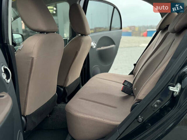 Чорний Сітроен С-Зєро, об'ємом двигуна 0 л та пробігом 92 тис. км за 3900 $, фото 30 на Automoto.ua