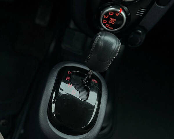 Чорний Сітроен С-Зєро, об'ємом двигуна 0 л та пробігом 92 тис. км за 3900 $, фото 18 на Automoto.ua