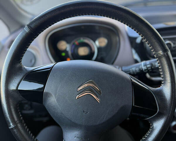 Черный Ситроен С-Зеро, объемом двигателя 0 л и пробегом 104 тыс. км за 4350 $, фото 16 на Automoto.ua