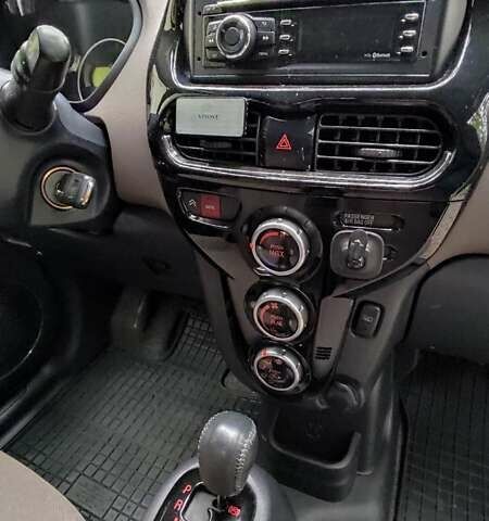 Черный Ситроен С-Зеро, объемом двигателя 0 л и пробегом 90 тыс. км за 4500 $, фото 24 на Automoto.ua