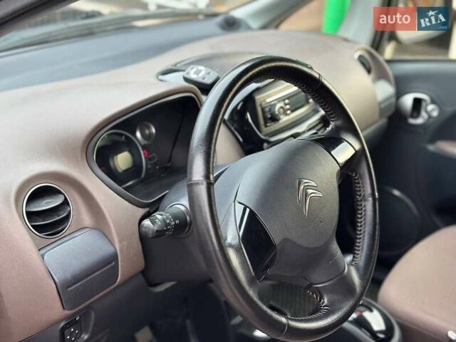 Красный Ситроен С-Зеро, объемом двигателя 0 л и пробегом 43 тыс. км за 5500 $, фото 6 на Automoto.ua