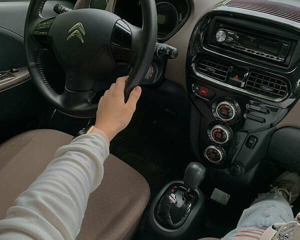 Ситроен С-Зеро, объемом двигателя 0 л и пробегом 95 тыс. км за 4900 $, фото 8 на Automoto.ua