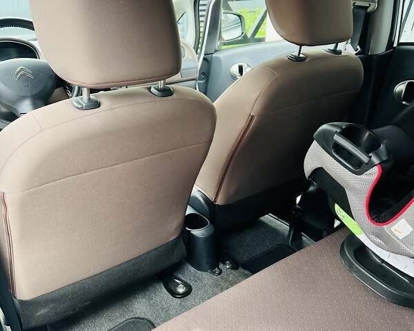 Ситроен С-Зеро, объемом двигателя 0 л и пробегом 11 тыс. км за 6400 $, фото 7 на Automoto.ua