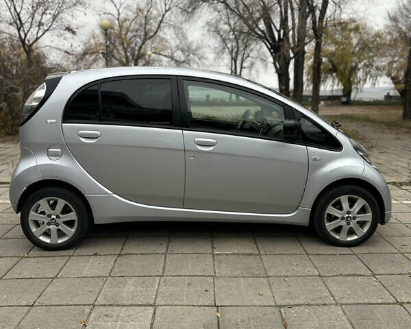 Сірий Сітроен С-Зєро, об'ємом двигуна 0 л та пробігом 114 тис. км за 4200 $, фото 6 на Automoto.ua