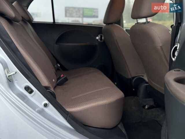 Серый Ситроен С-Зеро, объемом двигателя 0 л и пробегом 123 тыс. км за 3650 $, фото 5 на Automoto.ua