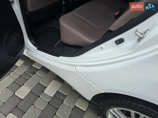 Оранжевый Ситроен С-Зеро, объемом двигателя 0 л и пробегом 81 тыс. км за 3999 $, фото 31 на Automoto.ua