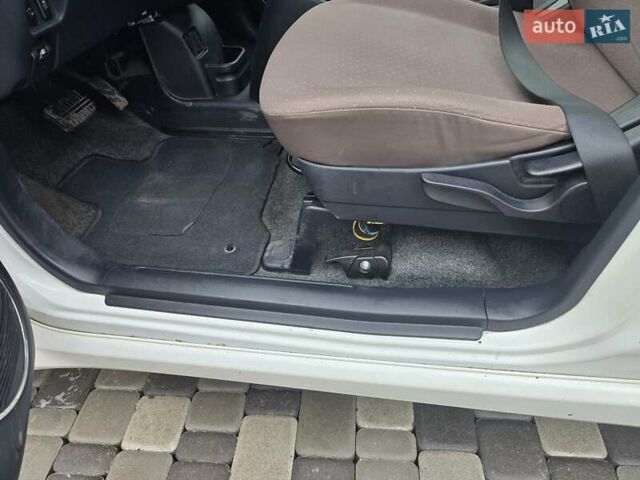 Оранжевый Ситроен С-Зеро, объемом двигателя 0 л и пробегом 81 тыс. км за 3999 $, фото 36 на Automoto.ua