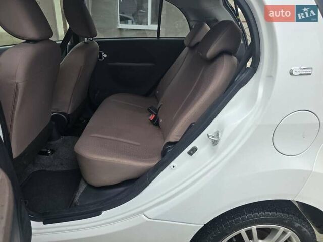 Оранжевый Ситроен С-Зеро, объемом двигателя 0 л и пробегом 81 тыс. км за 3999 $, фото 29 на Automoto.ua