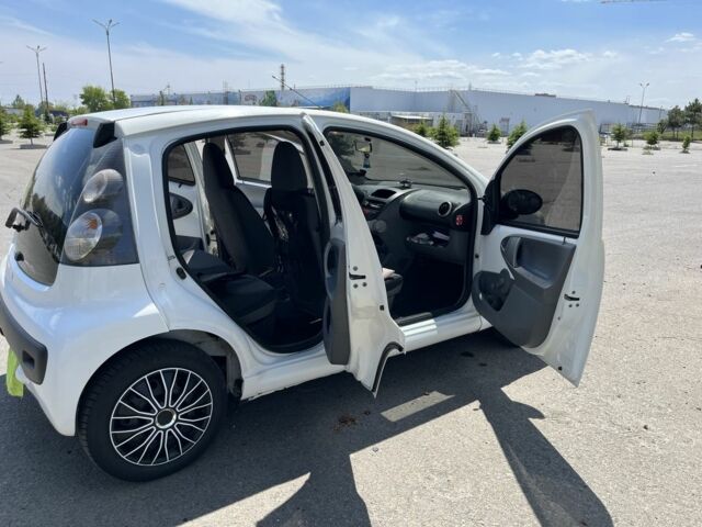 Білий Сітроен С1, об'ємом двигуна 1 л та пробігом 169 тис. км за 3000 $, фото 10 на Automoto.ua
