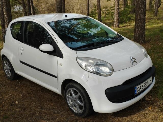Белый Ситроен С1, объемом двигателя 1 л и пробегом 160 тыс. км за 4450 $, фото 1 на Automoto.ua