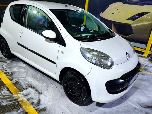 Белый Ситроен С1, объемом двигателя 1 л и пробегом 170 тыс. км за 4500 $, фото 7 на Automoto.ua