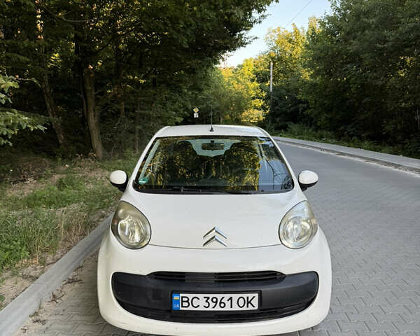Белый Ситроен С1, объемом двигателя 1 л и пробегом 144 тыс. км за 4499 $, фото 3 на Automoto.ua