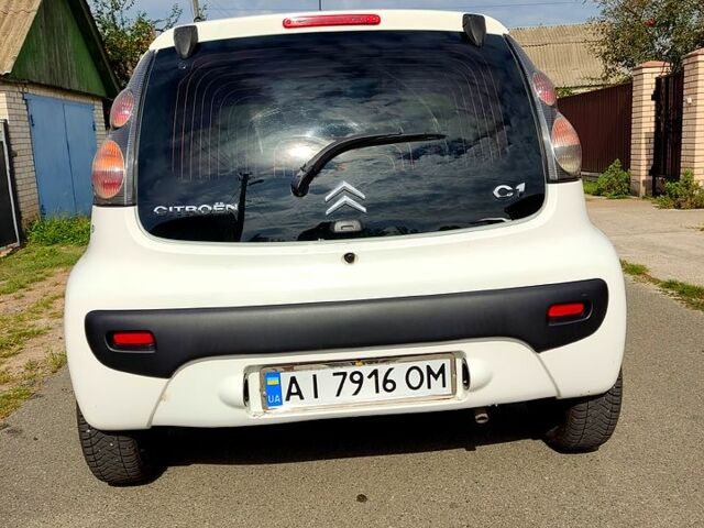 Білий Сітроен С1, об'ємом двигуна 1 л та пробігом 245 тис. км за 4300 $, фото 5 на Automoto.ua