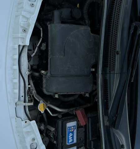 Білий Сітроен С1, об'ємом двигуна 1 л та пробігом 89 тис. км за 5000 $, фото 12 на Automoto.ua