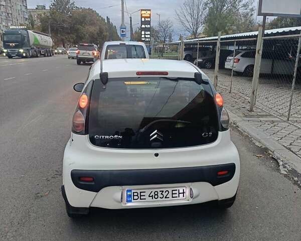 Белый Ситроен С1, объемом двигателя 1 л и пробегом 228 тыс. км за 3700 $, фото 2 на Automoto.ua