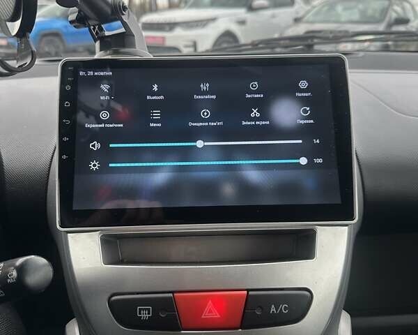 Сітроен С1 2011 у Буче на Automoto.ua Білий Сітроен С1, об'ємом двигуна 1 л та пробігом 159 тис. км за 4999 $, фото 19 на Automoto.ua