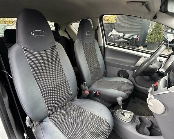 Сітроен С1 2011 у Буче на Automoto.ua Білий Сітроен С1, об'ємом двигуна 1 л та пробігом 159 тис. км за 4999 $, фото 15 на Automoto.ua