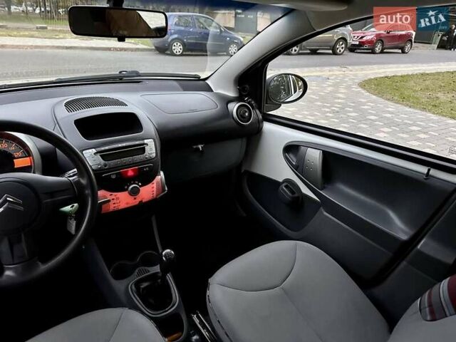 Белый Ситроен С1, объемом двигателя 1 л и пробегом 169 тыс. км за 3999 $, фото 53 на Automoto.ua