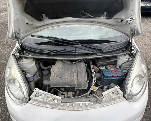 Сітроен С1 2011 у Буче на Automoto.ua Білий Сітроен С1, об'ємом двигуна 1 л та пробігом 159 тис. км за 4999 $, фото 31 на Automoto.ua