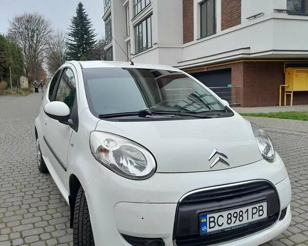Белый Ситроен С1, объемом двигателя 1 л и пробегом 210 тыс. км за 4300 $, фото 7 на Automoto.ua
