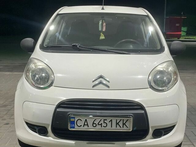Білий Сітроен С1, об'ємом двигуна 1 л та пробігом 155 тис. км за 2550 $, фото 5 на Automoto.ua