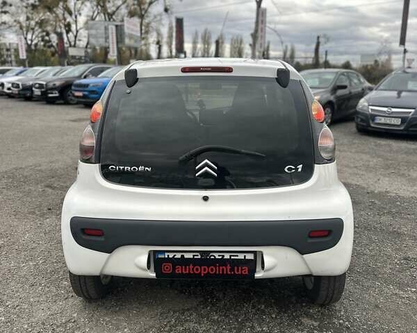 Сітроен С1 2011 у Буче на Automoto.ua Білий Сітроен С1, об'ємом двигуна 1 л та пробігом 159 тис. км за 4999 $, фото 10 на Automoto.ua