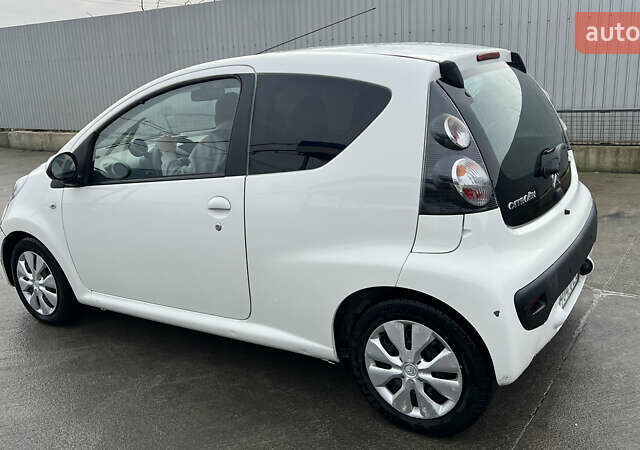 Белый Ситроен С1, объемом двигателя 1 л и пробегом 112 тыс. км за 4200 $, фото 1 на Automoto.ua
