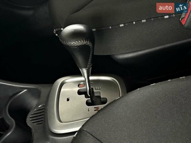 Белый Ситроен С1, объемом двигателя 1 л и пробегом 124 тыс. км за 6000 $, фото 24 на Automoto.ua