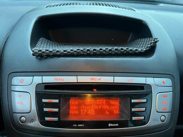 Белый Ситроен С1, объемом двигателя 1 л и пробегом 163 тыс. км за 5690 $, фото 22 на Automoto.ua